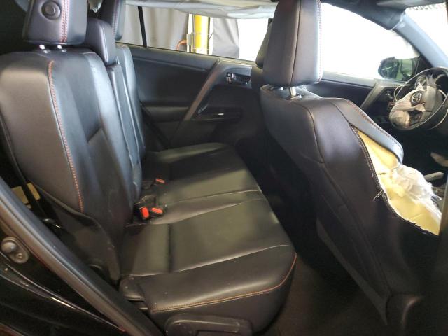 2T3NFREV6HW336479 - 2017 TOYOTA RAV4 SE შავი ფოტო 11