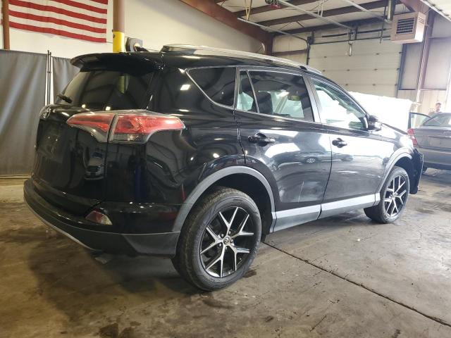 2T3NFREV6HW336479 - 2017 TOYOTA RAV4 SE შავი ფოტო 3