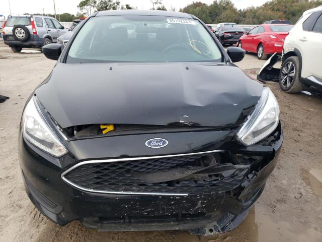 1FADP3F27JL255936 - 2018 FORD FOCUS SE BLACK photo 5