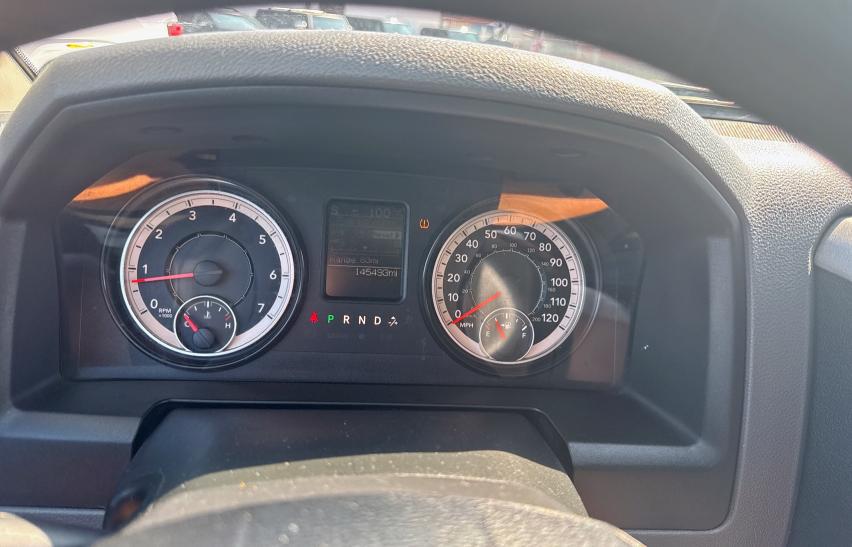 1C6RR6KT4GS405243 - 2016 RAM 1500 ST Темно-сірий фото 8