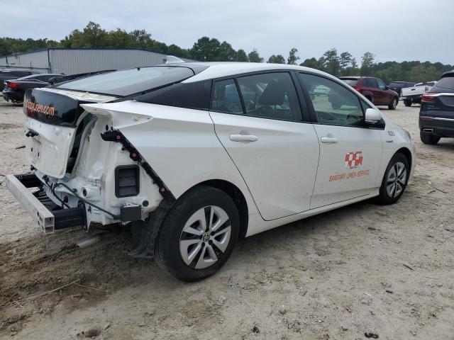 JTDKARFU4J3064658 - 2018 TOYOTA PRIUS WHITE photo 3