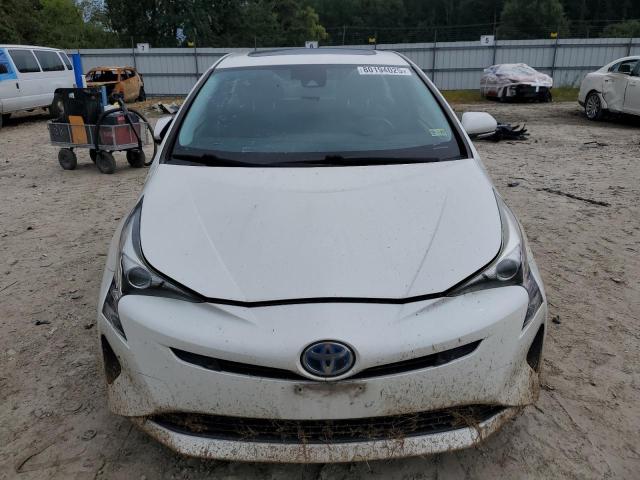 JTDKARFU4J3064658 - 2018 TOYOTA PRIUS WHITE photo 5