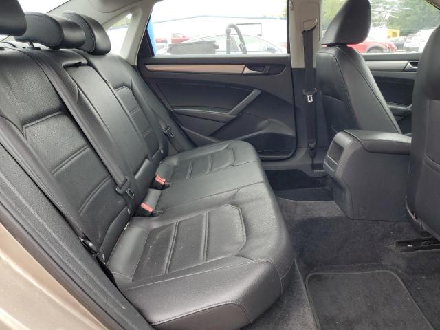 1VWAT7A38FC096638 - 2015 VOLKSWAGEN PASSAT S BEIGE photo 10