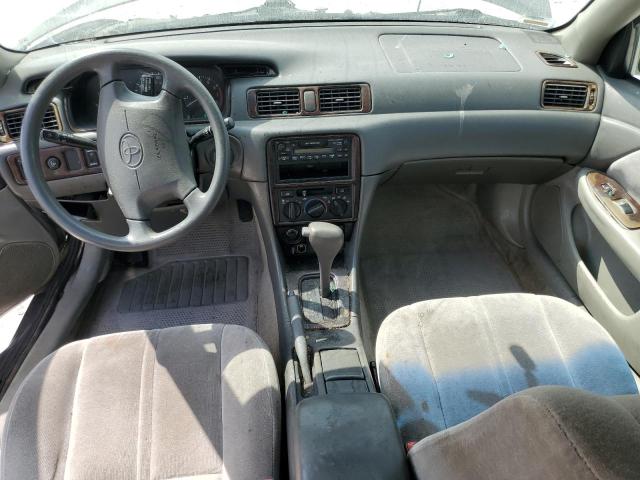 4T1BG22K5WU383526 - 1998 TOYOTA CAMRY CE 灰色 照片 8