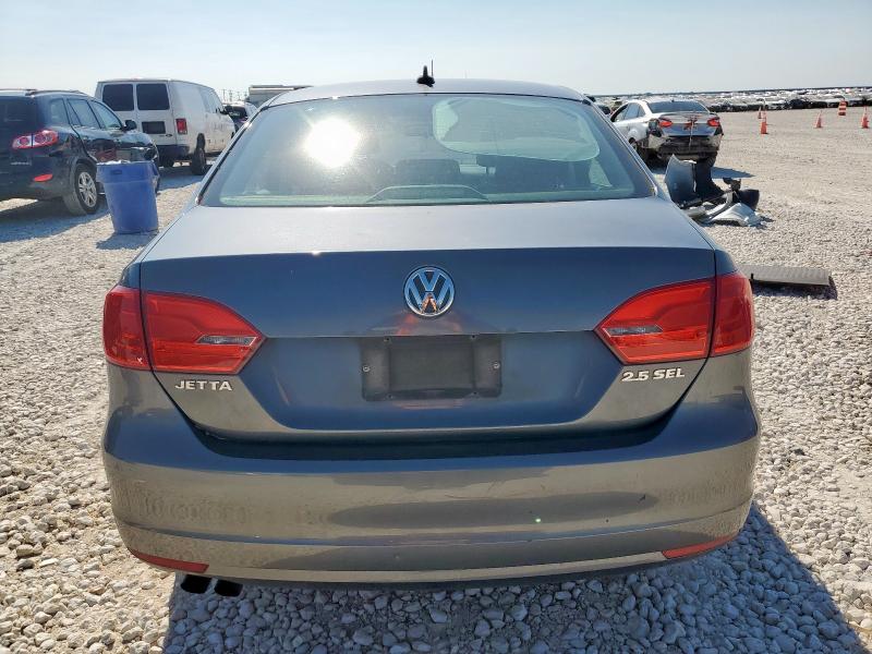 3VWLX7AJ1BM372078 - 2011 VOLKSWAGEN JETTA SEL 灰色 照片 6