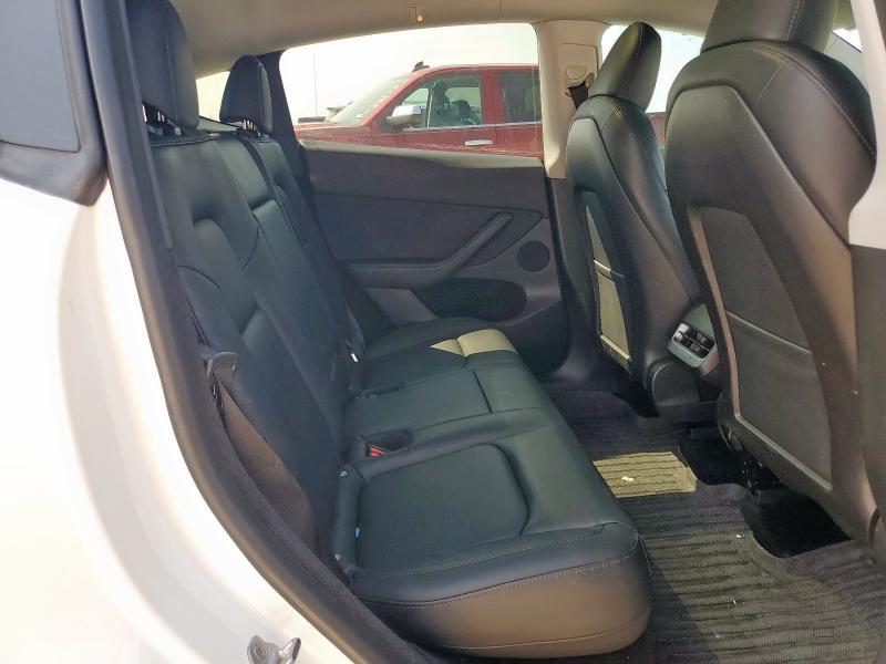 7SAYGDEE6PA060080 - 2023 TESLA MODEL Y 白色 照片 10