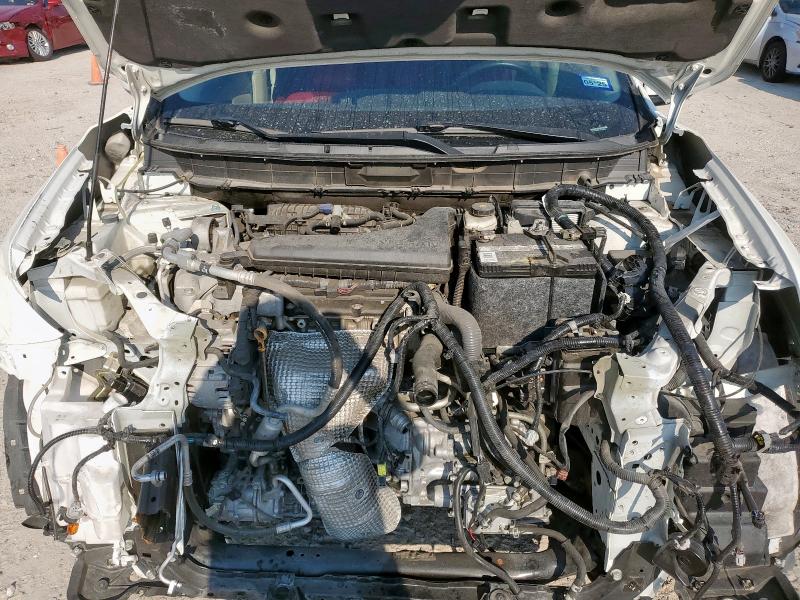 5N1AT2MT4JC813283 - 2018 NISSAN ROGUE S 白色 照片 12