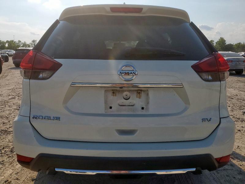 5N1AT2MT4JC813283 - 2018 NISSAN ROGUE S 白色 照片 6