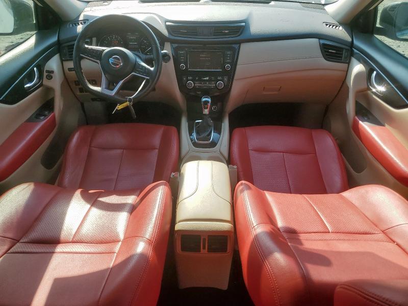 5N1AT2MT4JC813283 - 2018 NISSAN ROGUE S 白色 照片 8