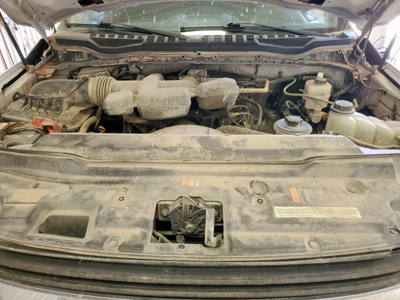 1FT7X2B68KEF50883 - 2019 FORD F250 SUPER DUTY Blanc photo 11