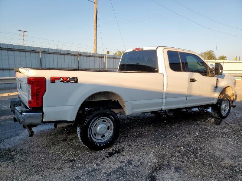 1FT7X2B61KEF50885 - 2019 FORD F250 SUPER DUTY თეთრი ფოტო 3