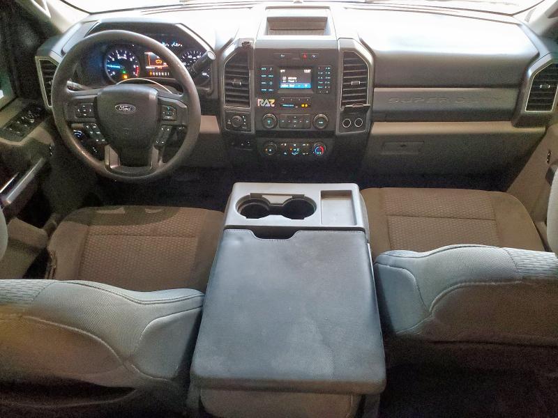 1FT7X2B61KEF50885 - 2019 FORD F250 SUPER DUTY თეთრი ფოტო 8