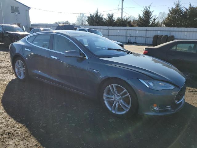 5YJSA1DP3DFP12786 - 2013 TESLA MODEL S ნაცრისფერი ფოტო 4