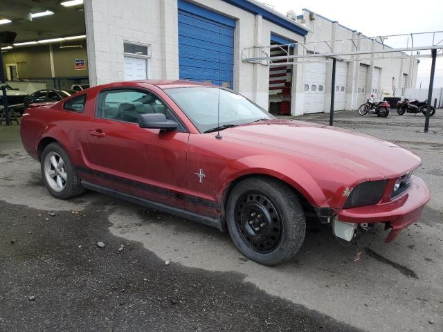 1ZVFT80N775267559 - 2007 FORD MUSTANG RED photo 4