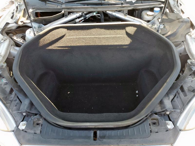 5YJSA1E25FF101180 - 2015 TESLA MODEL S Белый фото 11