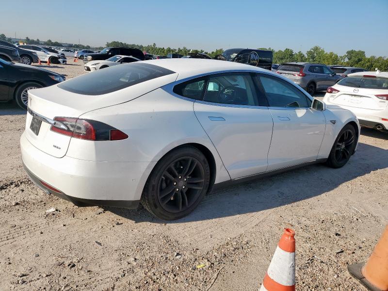 5YJSA1E25FF101180 - 2015 TESLA MODEL S Белый фото 3