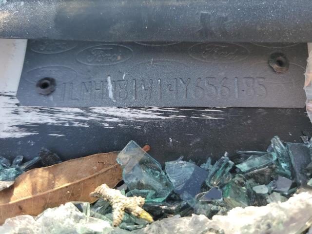 1LNHM81W14Y656185 - 2004 LINCOLN TOWN CAR EXECUTIVE WHITE photo 12