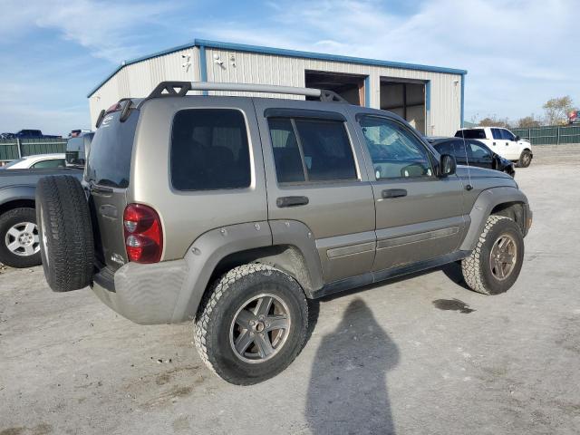 1J4GL38K26W219538 - 2006 JEEP LIBERTY RENEGADE 棕色 照片 3