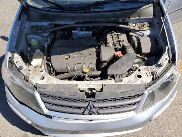 JA4LT31W48Z010119 - 2008 MITSUBISHI OUTLANDER SE SILVER photo 12