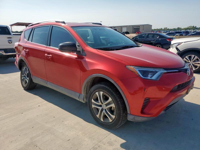 2T3ZFREV7GW263381 - 2016 TOYOTA RAV4 LE RED photo 4