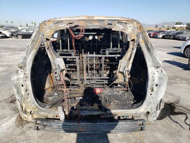 5TDGZRBH4NS235579 - 2022 TOYOTA HIGHLANDER XLE SILVER photo 6