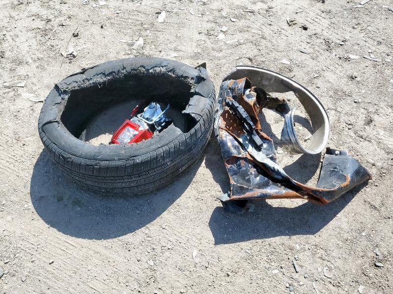 1GNLCDEC5GR351899 - 2016 CHEVROLET TAHOE POLICE შავი ფოტო 12