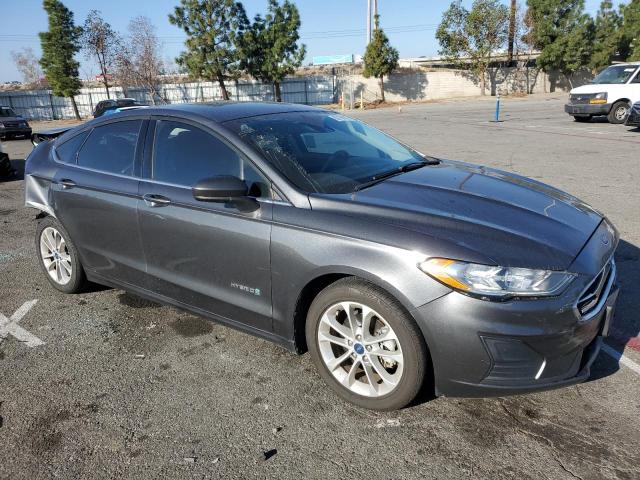 3FA6P0LU5KR148853 - 2019 FORD FUSION SE GRAY photo 4