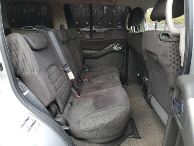 5N1AR18W26C603818 - 2006 NISSAN PATHFINDER LE SILVER photo 11