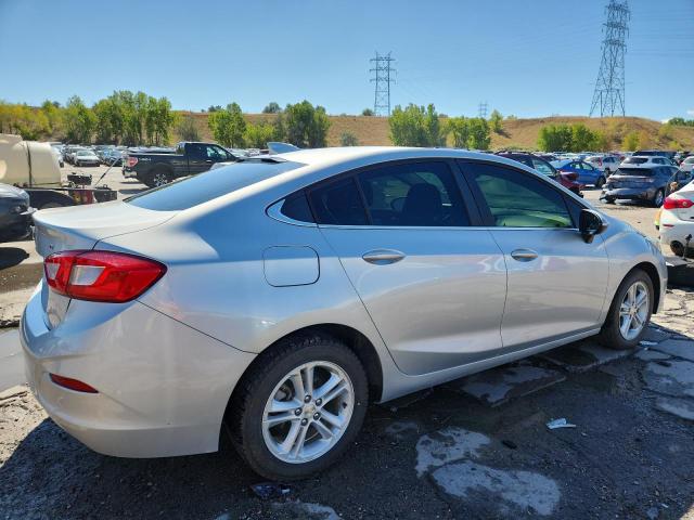 1G1BE5SM4J7165879 - 2018 CHEVROLET CRUZE LT 银色 照片 3