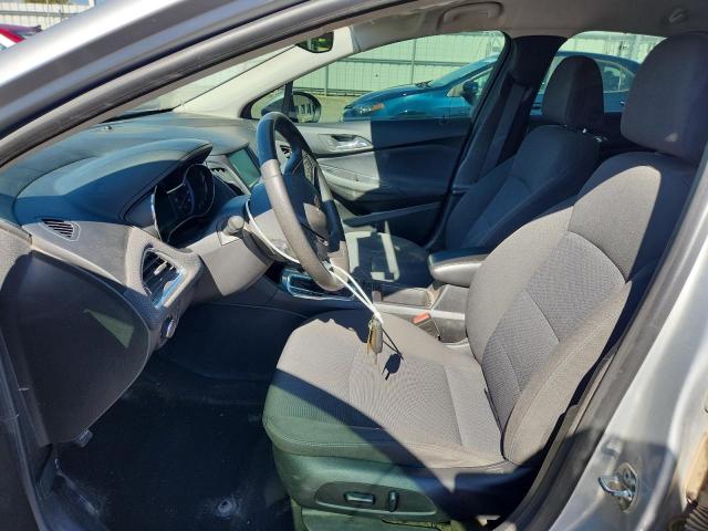 1G1BE5SM4J7165879 - 2018 CHEVROLET CRUZE LT 银色 照片 7