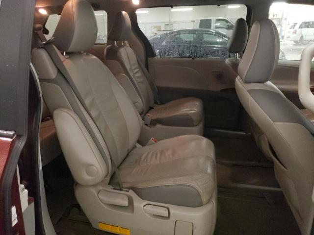 5TDDK3DCXCS030965 - 2012 TOYOTA SIENNA XLE 红色 照片 11