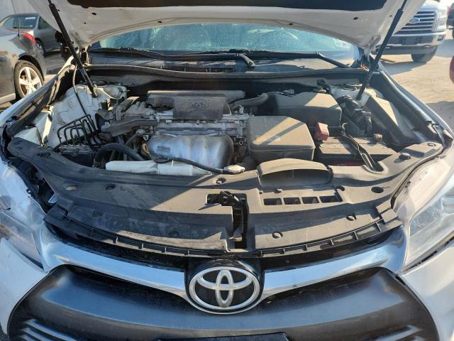 4T1BF1FK7HU358668 - 2017 TOYOTA CAMRY LE WHITE photo 11
