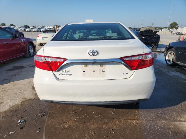 4T1BF1FK7HU358668 - 2017 TOYOTA CAMRY LE WHITE photo 6