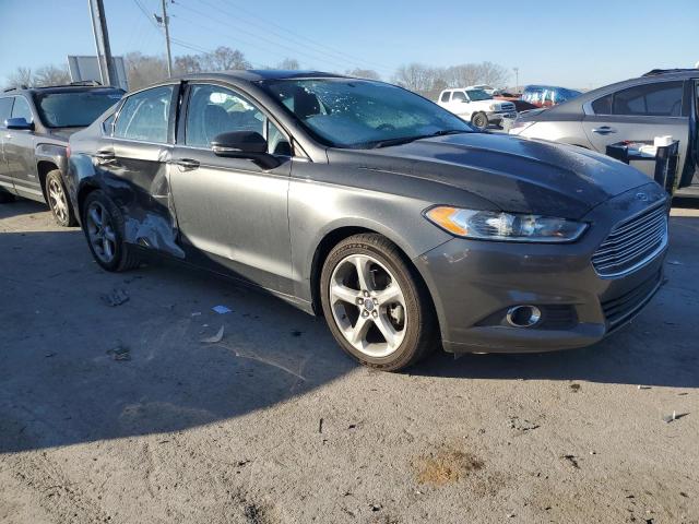 3FA6P0H72FR168891 - 2015 FORD FUSION SE GRAY photo 4