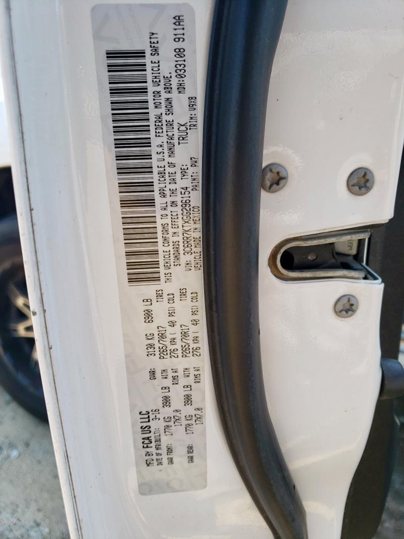 3C6RR7KTXGG296154 - 2016 RAM 1500 ST 白色 照片 12