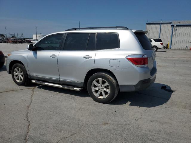 5TDZK3EH8BS041462 - 2011 TOYOTA HIGHLANDER BASE فضي صورة 2
