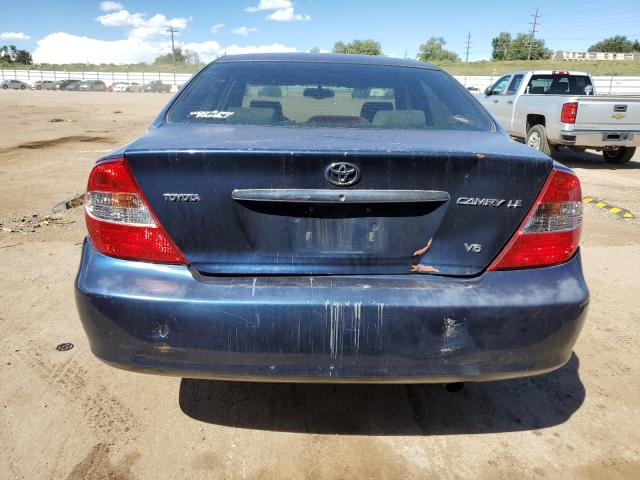4T1BF30K72U536140 - 2002 TOYOTA CAMRY LE BLUE photo 6