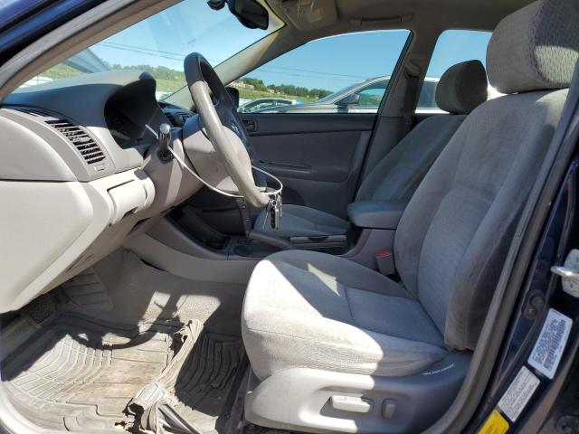 4T1BF30K72U536140 - 2002 TOYOTA CAMRY LE BLUE photo 7