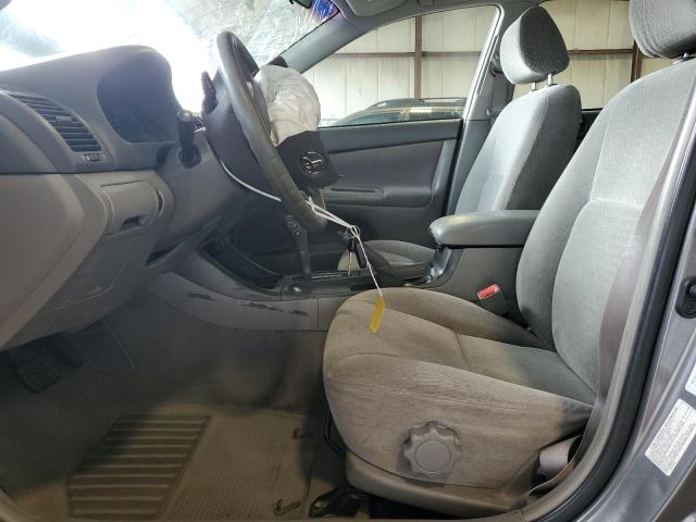 4T1BE32K02U608540 - 2002 TOYOTA CAMRY LE GRAY photo 7