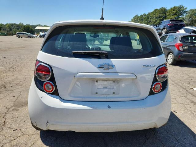 1G1JA6SH2E4133438 - 2014 CHEV SONIC LS WHITE photo 6