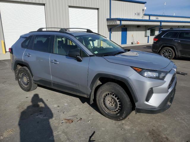 JTMF1RFV3LD051004 - 2020 TOYOTA RAV4 LE SILVER photo 4