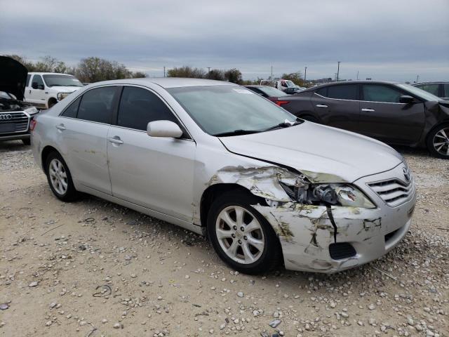 4T1BF3EKXBU117899 - 2011 TOYOTA CAMRY BASE SILVER photo 4