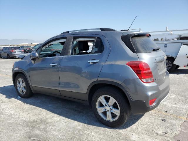 3GNCJLSB9LL209486 - 2020 CHEVROLET TRAX 1LT GRAY photo 2