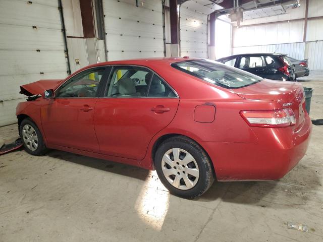 4T1BF3EK6BU177775 - 2011 TOYOTA CAMRY BASE RED photo 2