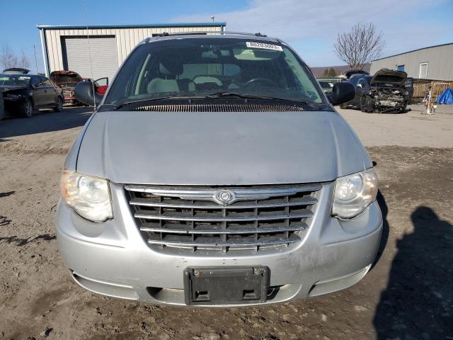 2A8GP64L46R830070 - 2006 CHRYSLER TOWN & COU LIMITED SILVER photo 5