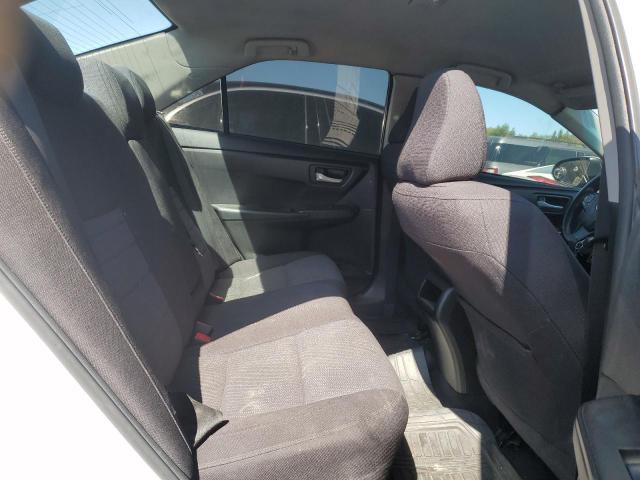 4T1BF1FK2HU328588 - 2017 TOYOTA CAMRY LE WHITE photo 10