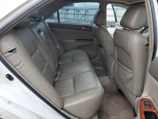 JTDBF32K340156966 - 2004 TOYOTA CAMRY LE WHITE photo 10