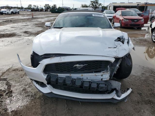 1FATP8UH7H5254400 - 2017 FORD MUSTANG WHITE photo 5