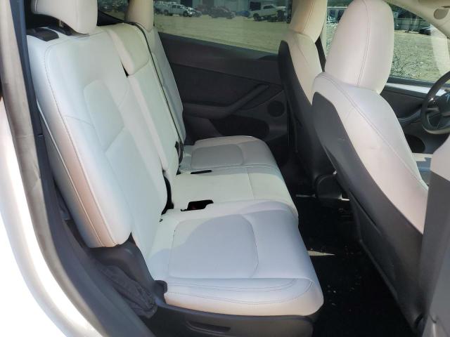 7SAYGAEEXPF895200 - 2023 TESLA MODEL Y 白色 照片 10