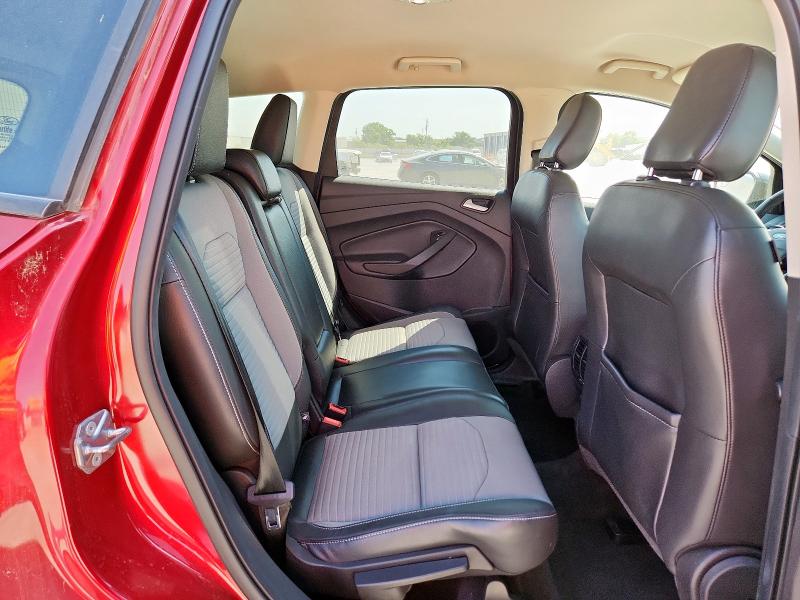 1FMCU0GD1JUB09518 - 2018 FORD ESCAPE SE RED photo 11